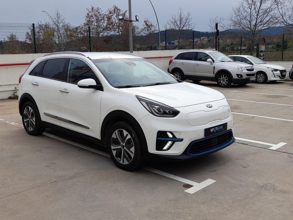 Kia e-Niro e-Niro 150kW Emotion (Long Range)