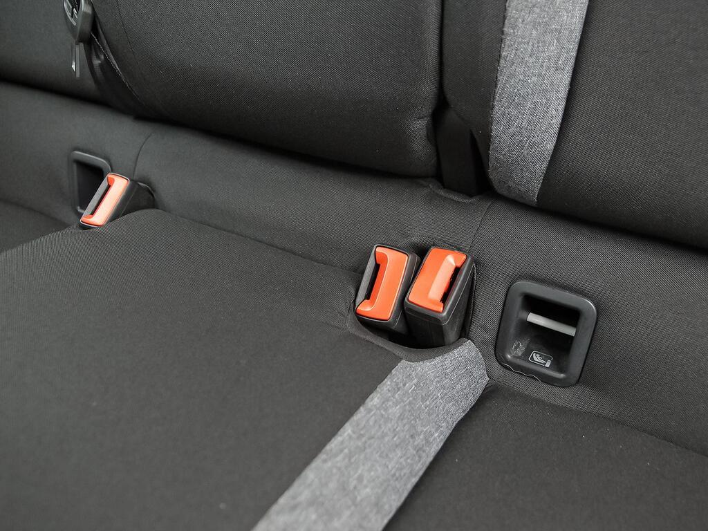 Skoda Fabia 1.0 TSI 70KW (95CV) Active 14