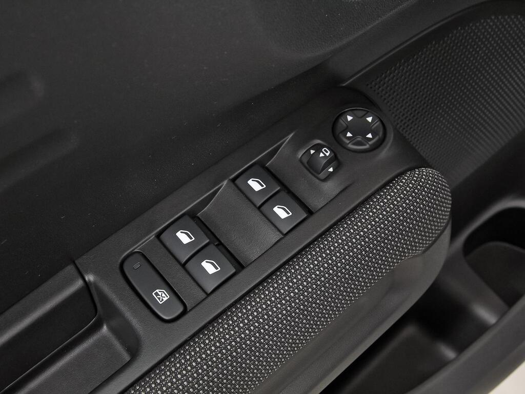 Citroën C3 Aircross PureTech 81kW (110CV) S&S Shine 13