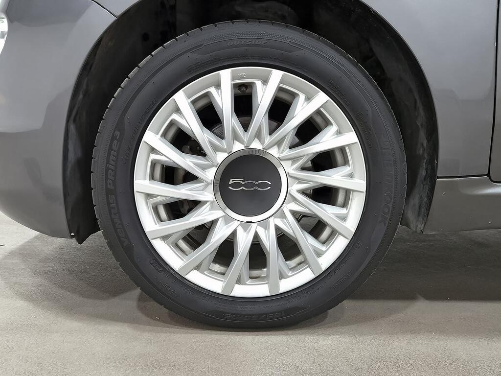 Fiat 500 Dolcevita 1.0 Hybrid 51KW (70 CV) 10