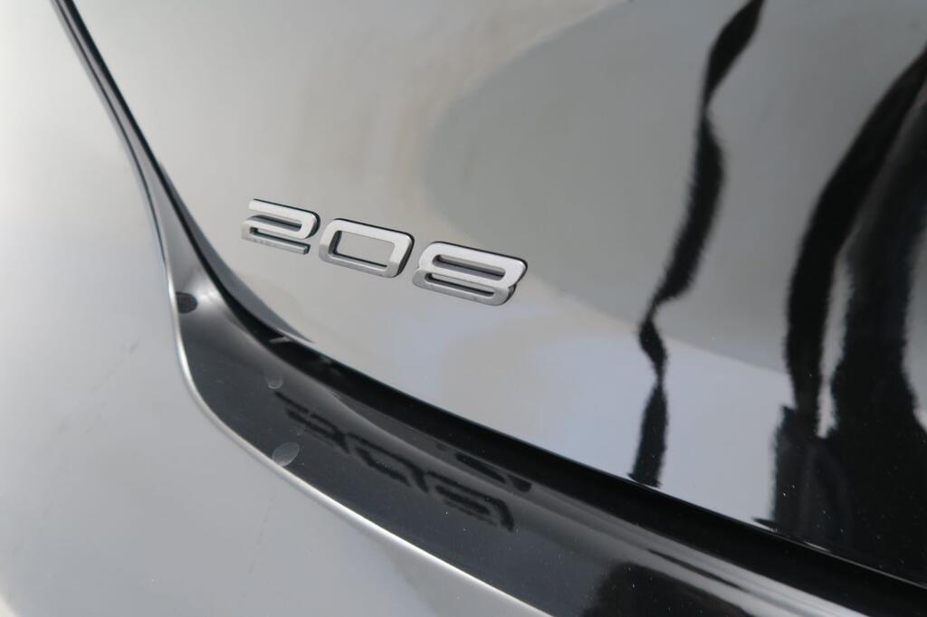 Peugeot 208 Active HYBRID 100 eDCS6 18