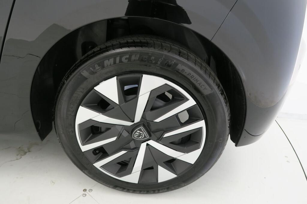 Peugeot 208 Active HYBRID 100 eDCS6 22