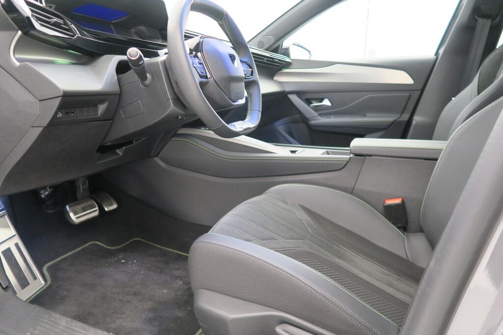 Peugeot 408 408 GT Puretech 130 EAT8 6