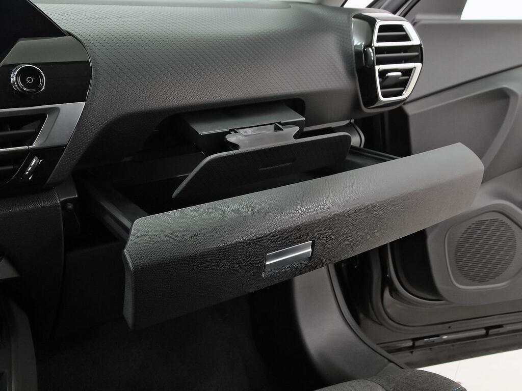 Citroën C4 PureTech 130 S&S 6v Shine 33