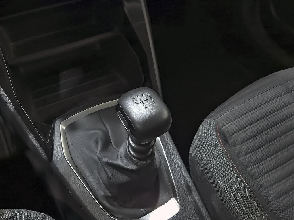 Peugeot 2008 Active Pack BlueHDI 81kW (110CV) 26