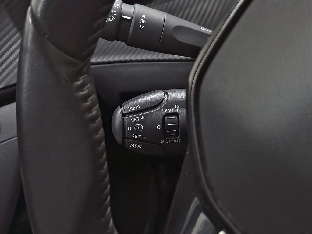 Peugeot 2008 Active Pack BlueHDI 81kW (110CV) 15