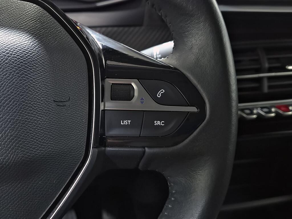 Peugeot 2008 Active Pack BlueHDI 81kW (110CV) 18