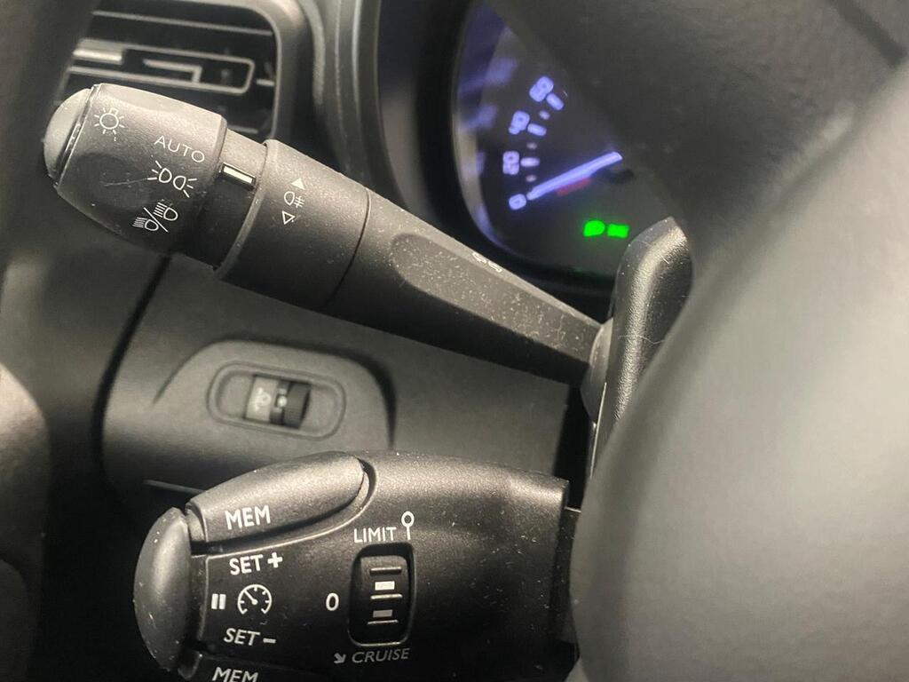 Citroën Berlingo Talla M BlueHDi 100 S&S LIVE PACK 23