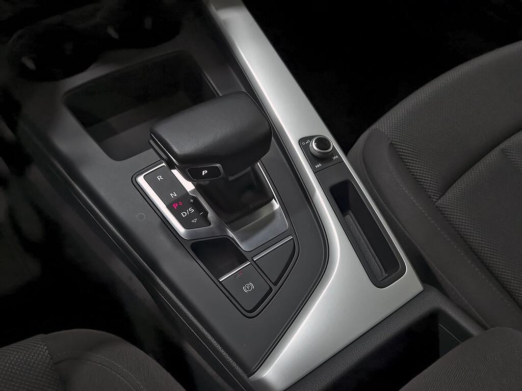 Audi A4 Avant Advanced 35 TDI 120kW S tronic 28