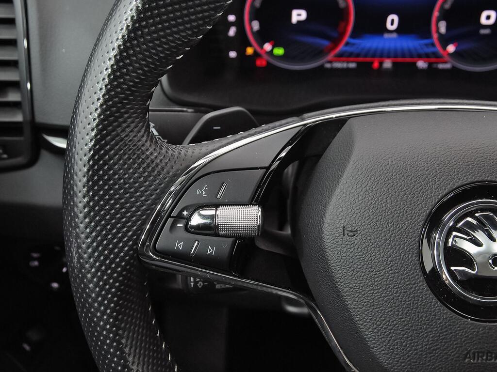 Skoda Karoq 1.5 TSI 110kW (150CV) DSG ACT Sportline 19