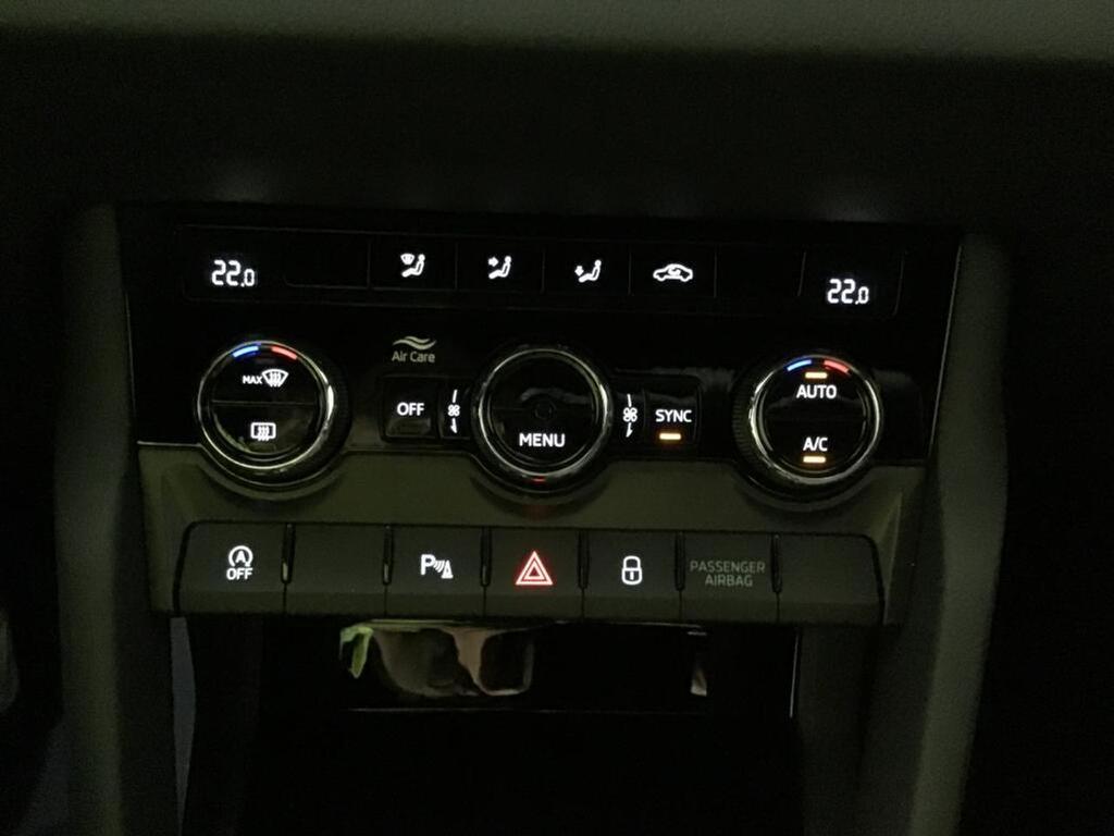 Skoda Karoq 1.5 TSI 110kW (150CV) DSG ACT Sportline 10