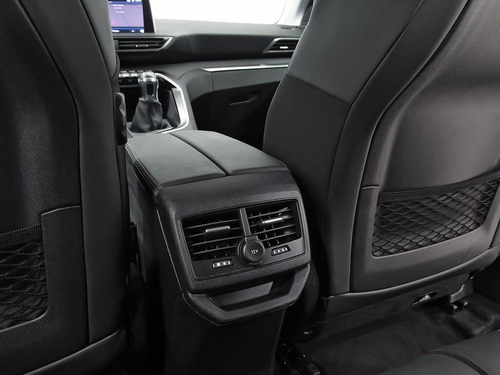 Peugeot 3008 1.5 BlueHDi 96kW (130CV) S&S Allure 32