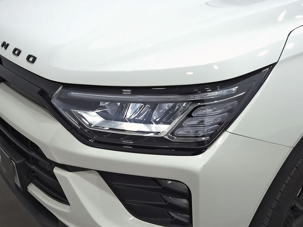 KGM Korando G15T Limited 4x4 Auto 37