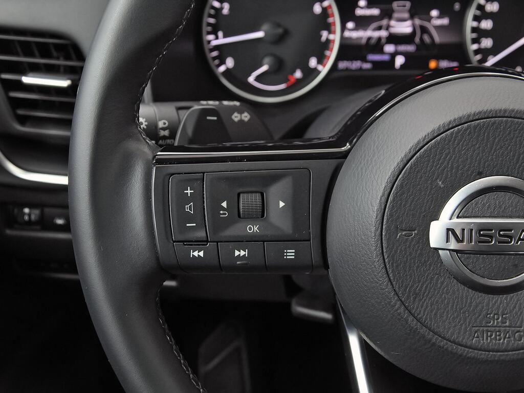 Nissan Qashqai DIG-T 116kW (158CV) mHEV Xtronic Acenta 17