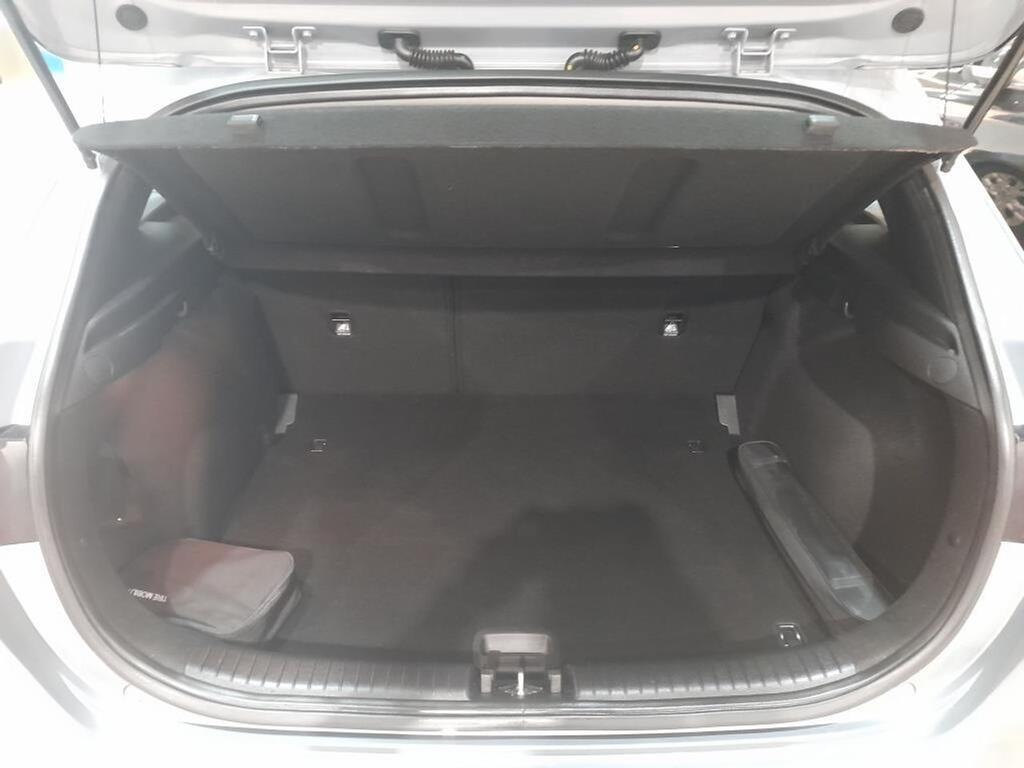 Kia Ceed 1.0 T-GDi 88kW (120CV) Drive 13