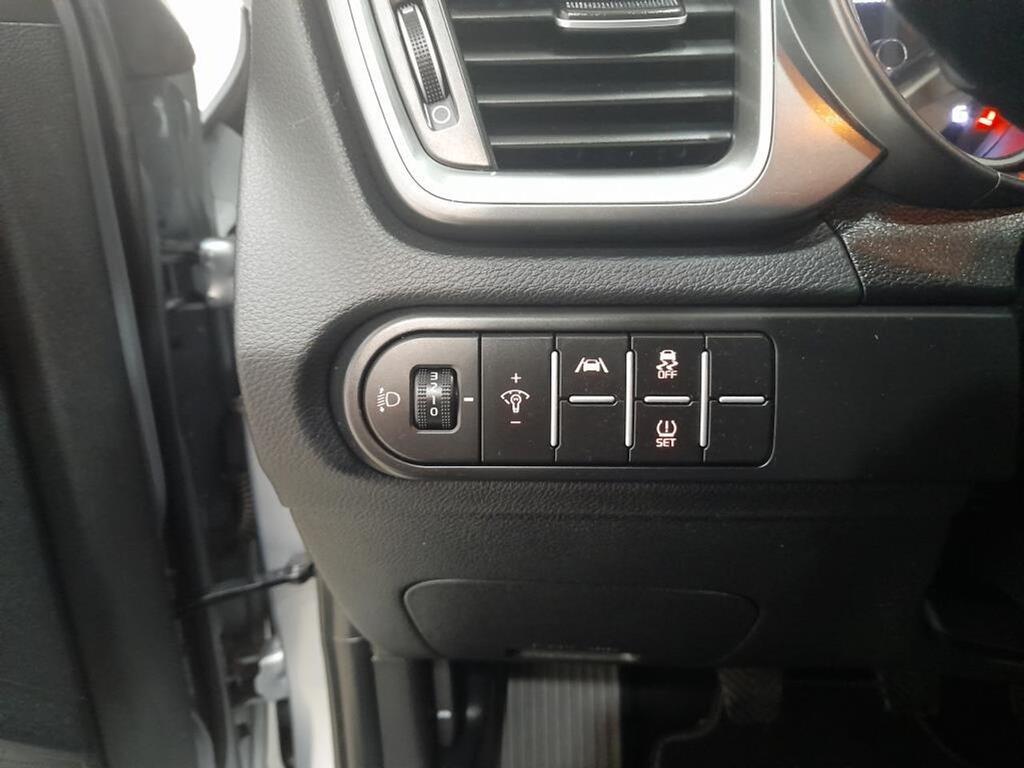 Kia Ceed 1.0 T-GDi 88kW (120CV) Drive 18