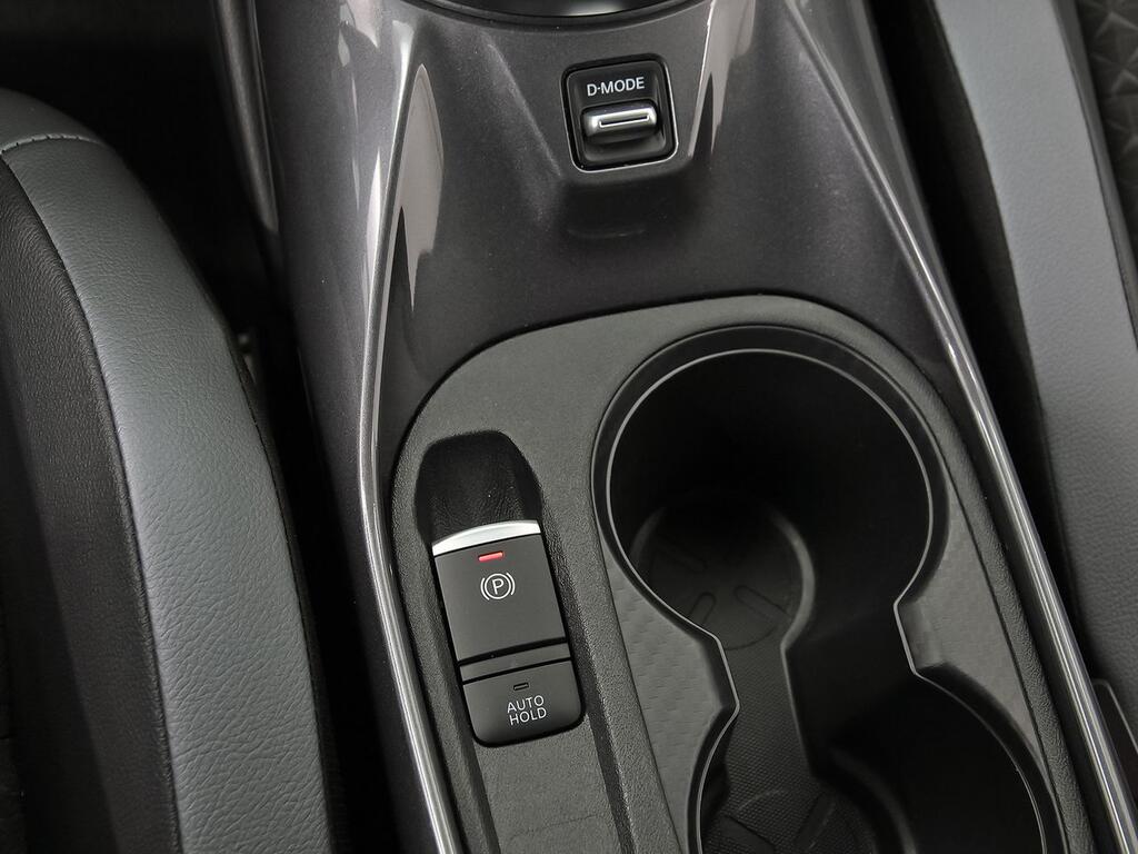 Nissan Juke DIG-T 84 kW (114 CV) DCT 7V N-Connecta 26