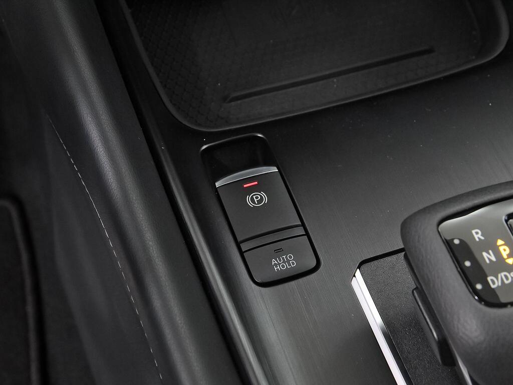 Nissan Qashqai DIG-T 116kW Xtronic N-Connecta 31