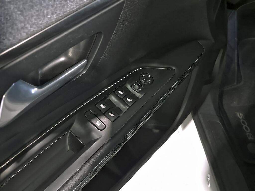 Peugeot 5008 1.5 BlueHDi 96kW S&S Allure Pack EAT8 14