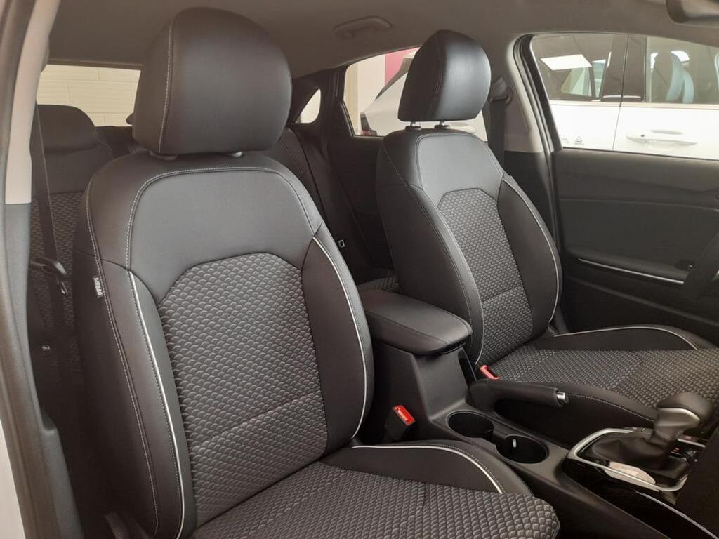 Kia Ceed 1.6 MHEV 100kW (136CV) Tech DCT 5