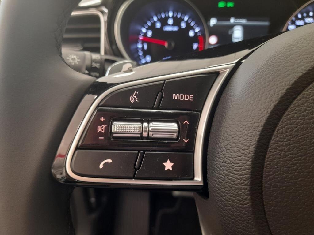 Kia Ceed 1.6 MHEV 100kW (136CV) Tech DCT 11