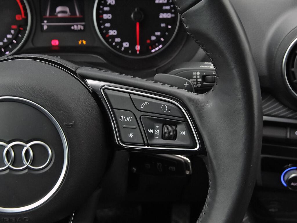 Audi Q2 Black Line 35 TDI 110kW (150CV) S tronic 20