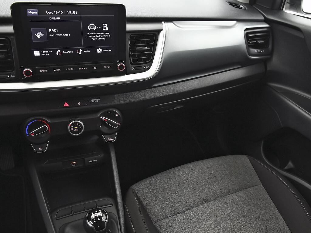 Kia Stonic 1.2 DPi 62kW (84CV) Concept 11