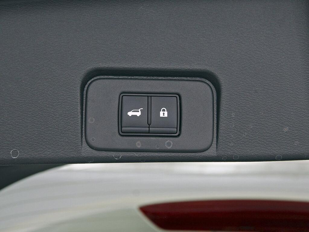 Nissan X-Trail 7pl 1.5 e-4ORCE 158kW 4x4 A/T Tekna 36