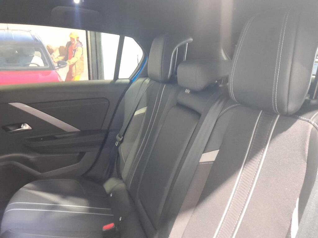 Opel Astra 1.2T XHT 96kW (130CV) GS 13