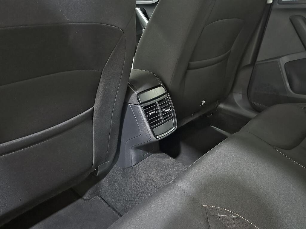 Skoda Kamiq 1.0 TSI 81kW (110CV) Ambition 29