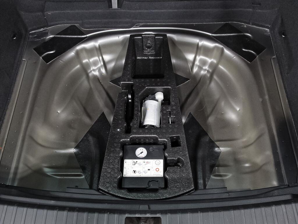 Skoda Karoq 1.5 TSI 110kW (150CV) DSG ACT Sportline 35