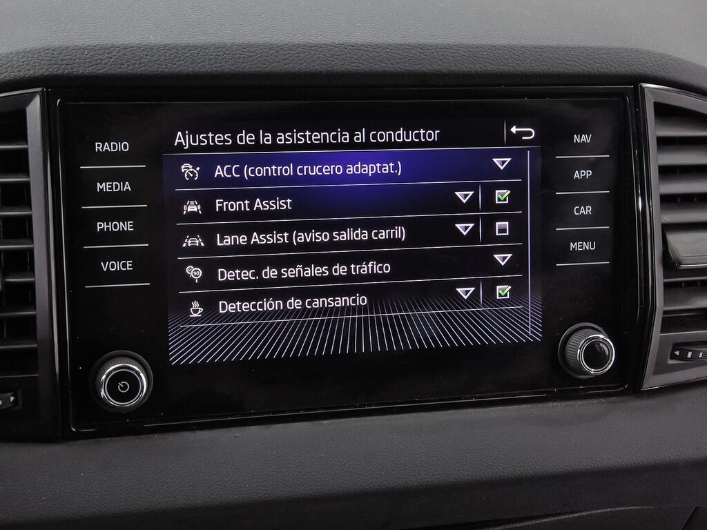 Skoda Karoq 1.5 TSI 110kW (150CV) DSG ACT Sportline 27