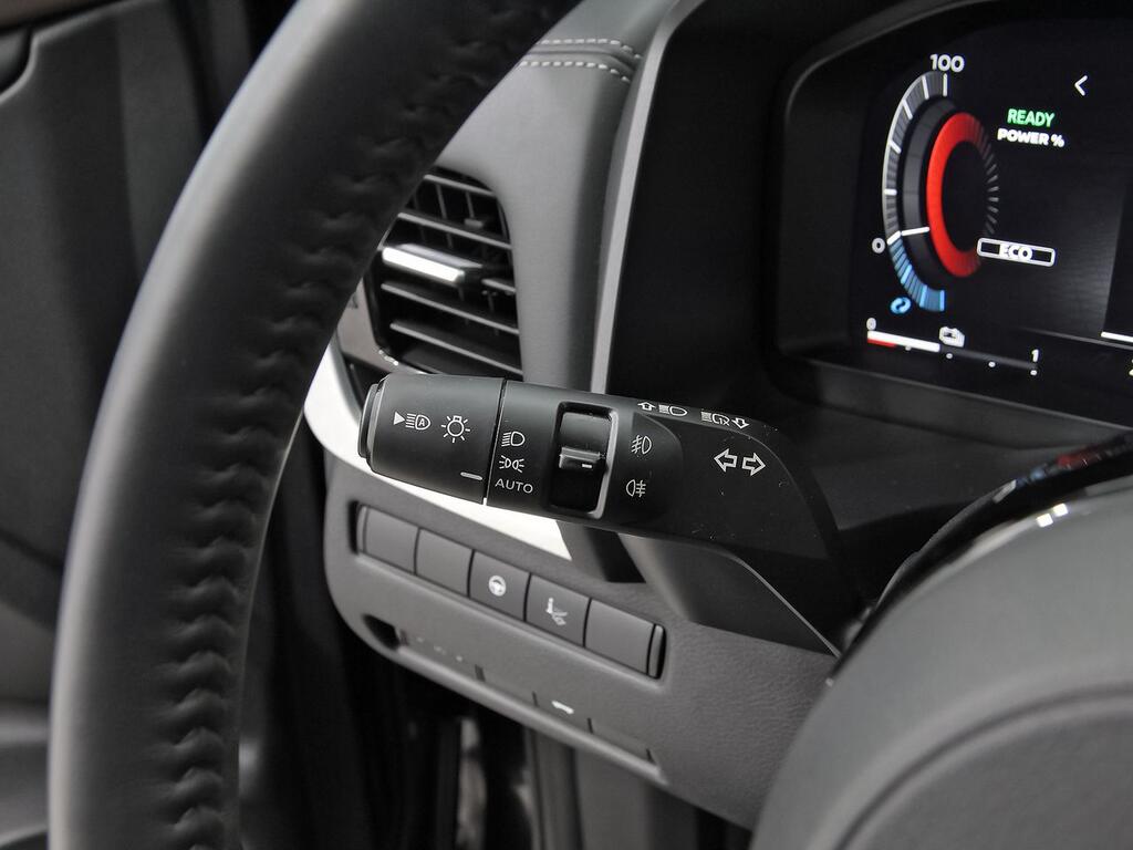 Nissan X-Trail 5pl 1.5 e-POWER 152kW 4x2 A/T Tekna 17