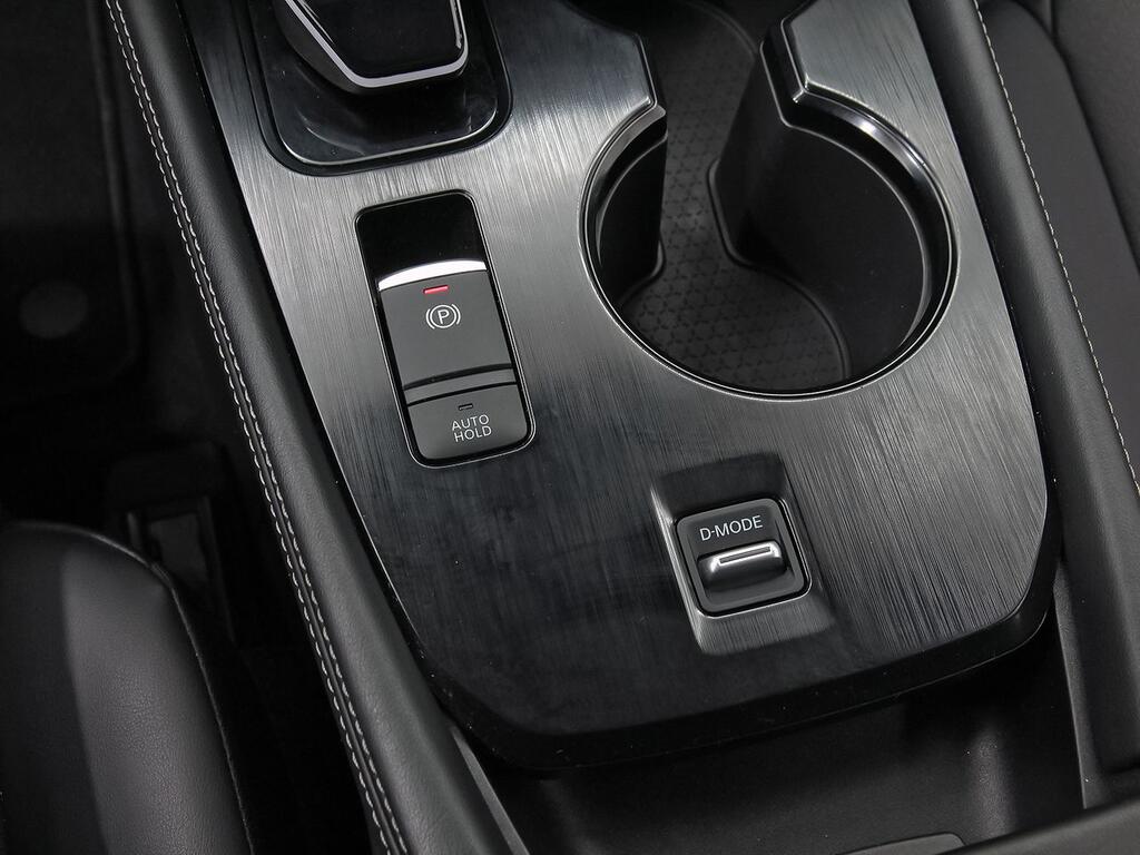 Nissan X-Trail 5pl 1.5 e-POWER 152kW 4x2 A/T Tekna 36