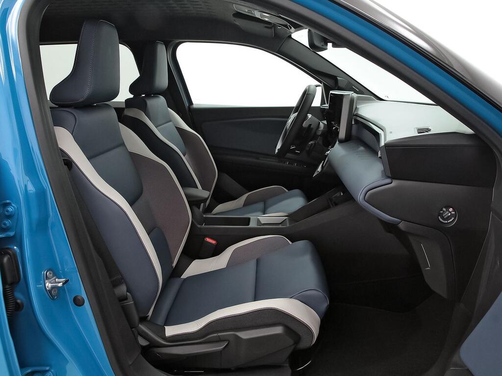 Nissan Micra Long Range 4x2 Tekna 7