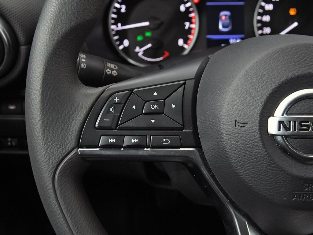 Nissan Juke DIG-T 84 kW (114 CV) 6M/T Acenta 17