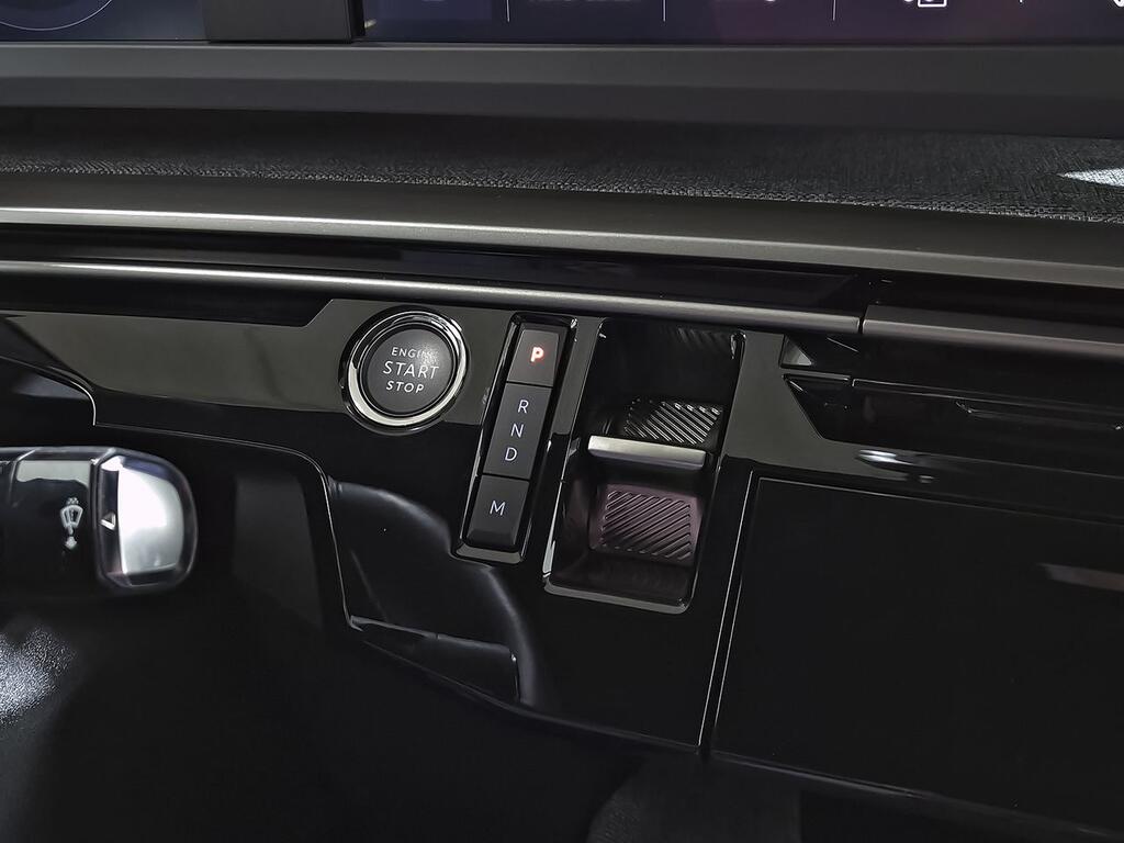 Peugeot 3008 Hybrid 1.2 100KW Allure eDCS6 28