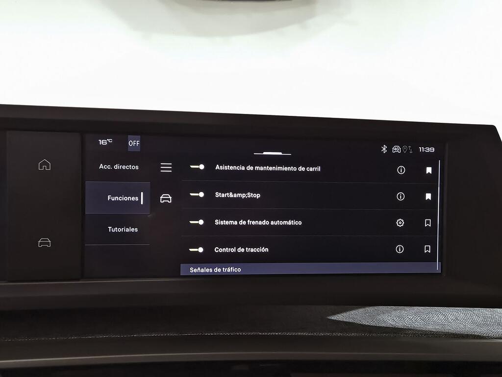 Peugeot 3008 Hybrid 1.2 100KW Allure eDCS6 22