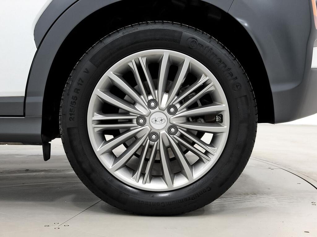 Hyundai Kona 1.6 TGDI Tecno Red 4X2 DT 10