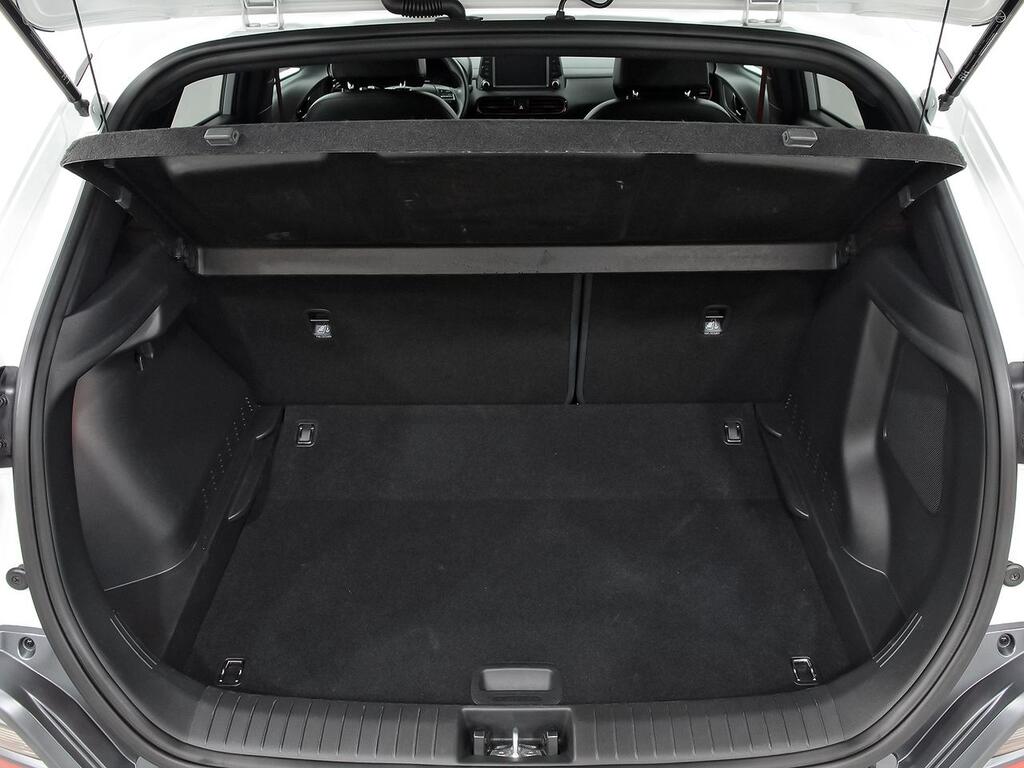 Hyundai Kona 1.6 TGDI Tecno Red 4X2 DT 9