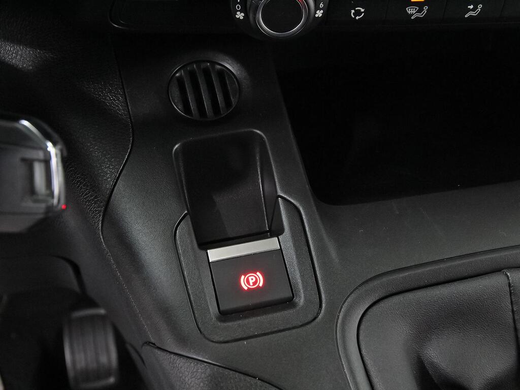 Citroën Berlingo Talla M BlueHDi 100 S&S PLUS 29