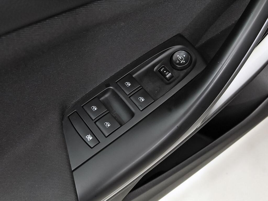 Opel Astra 1.2T SHL 81kW (110CV) GS Line 13