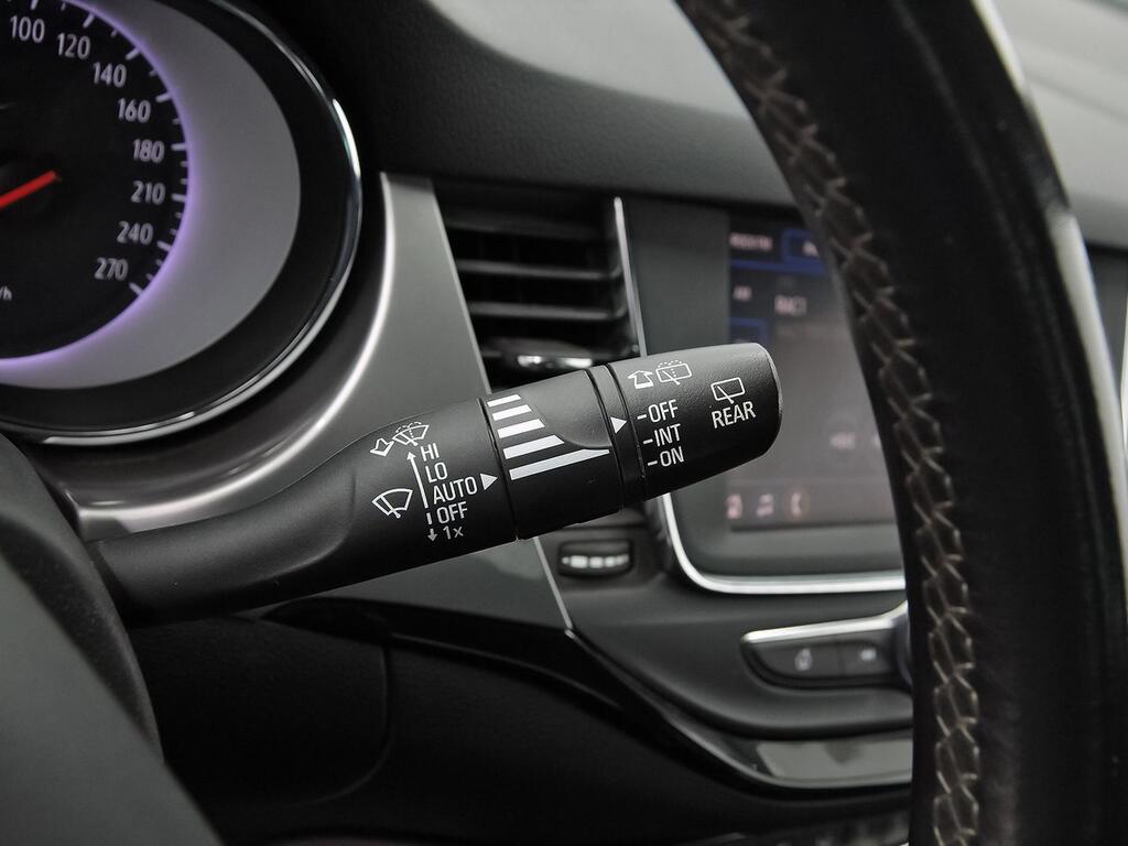 Opel Astra 1.2T SHL 81kW (110CV) GS Line 18