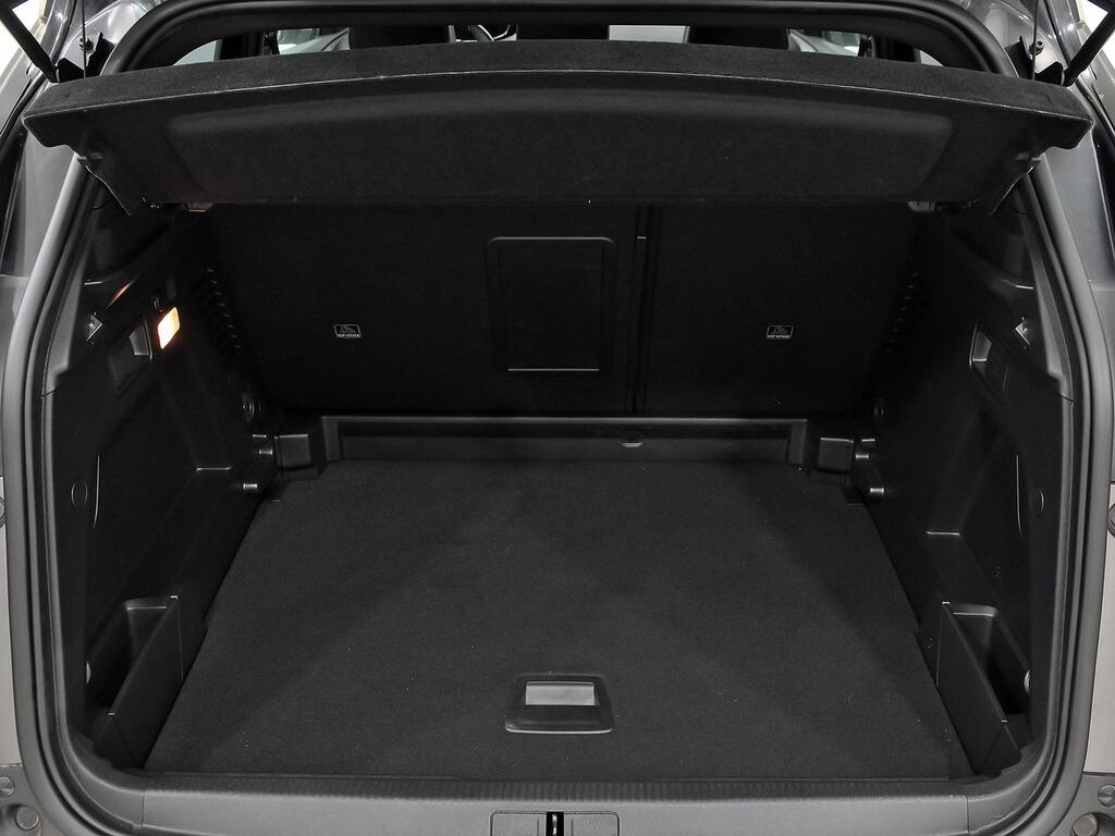 Peugeot 3008 1.2 PureTech 96KW S&S GT EAT8 10