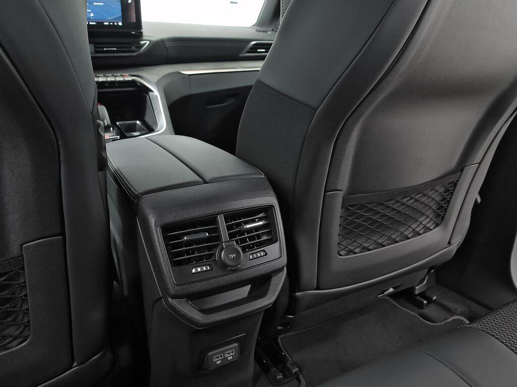 Peugeot 3008 1.2 PureTech 96KW S&S GT EAT8 34