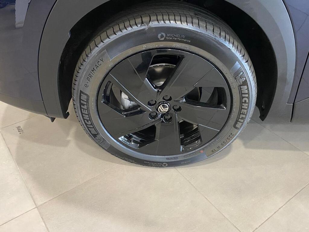 Citroën C5 Aircross HYBRID 107kW (145CV) e-DCS6 Max 9