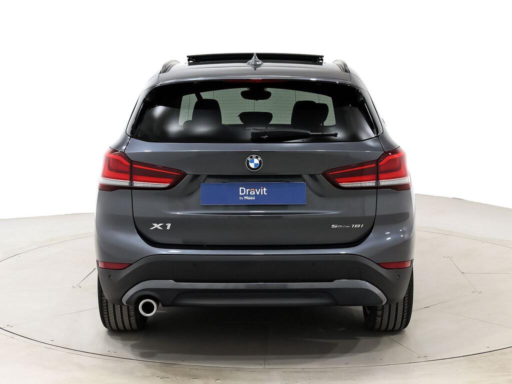 BMW X1 sDrive18i 5