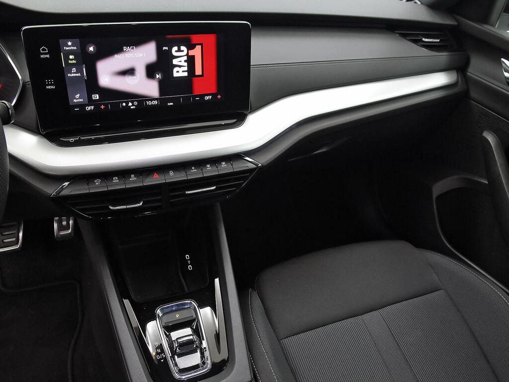 Skoda Octavia Combi 2.0 TDI 110kW DSG Ambition Plus 8