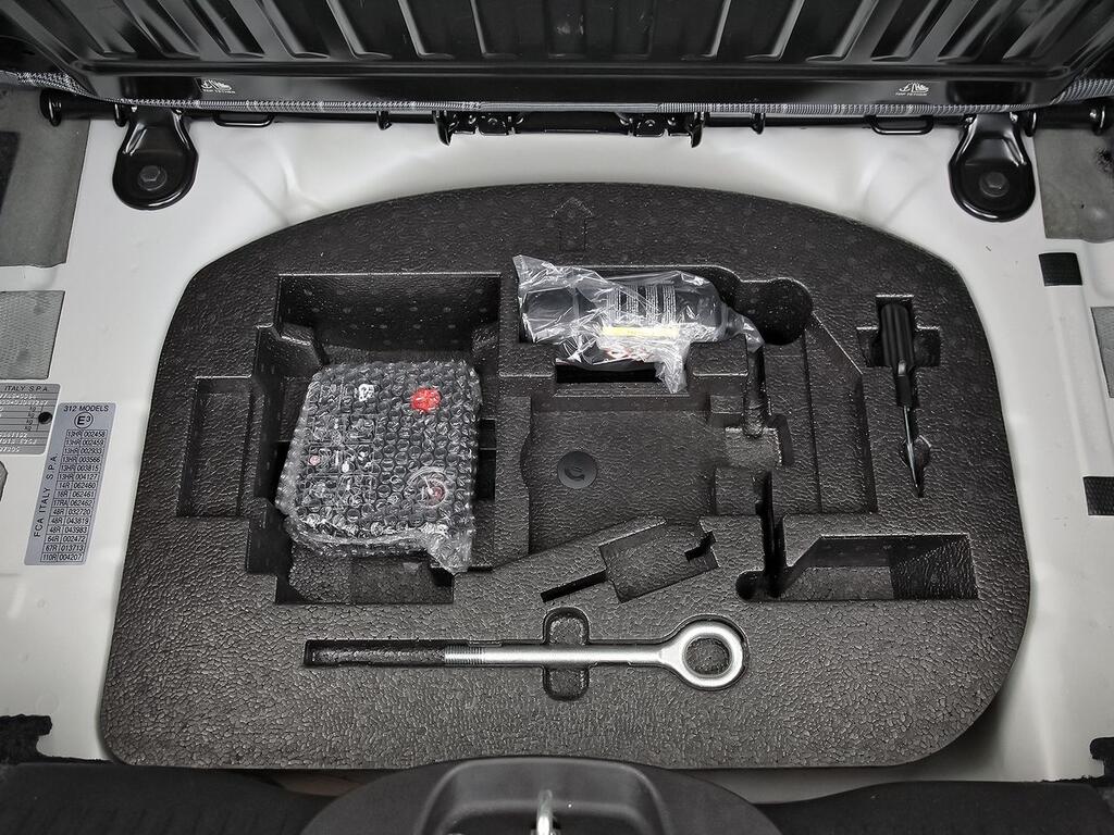 Fiat 500 Dolcevita 1.0 Hybrid 51KW (70 CV) 31