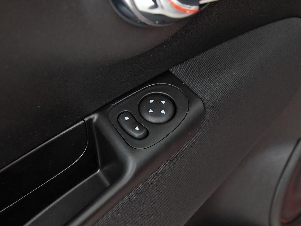 Fiat 500 Dolcevita 1.0 Hybrid 51KW (70 CV) 13